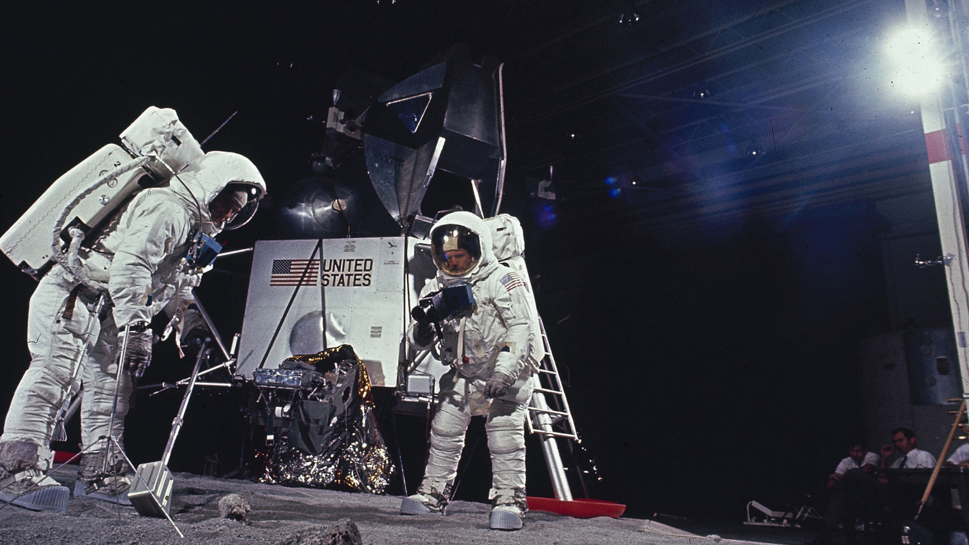 Сколько американцев было в космосе. Аполлон 11 1969. Американцы на Луне 1969. Астронавты на Луне.